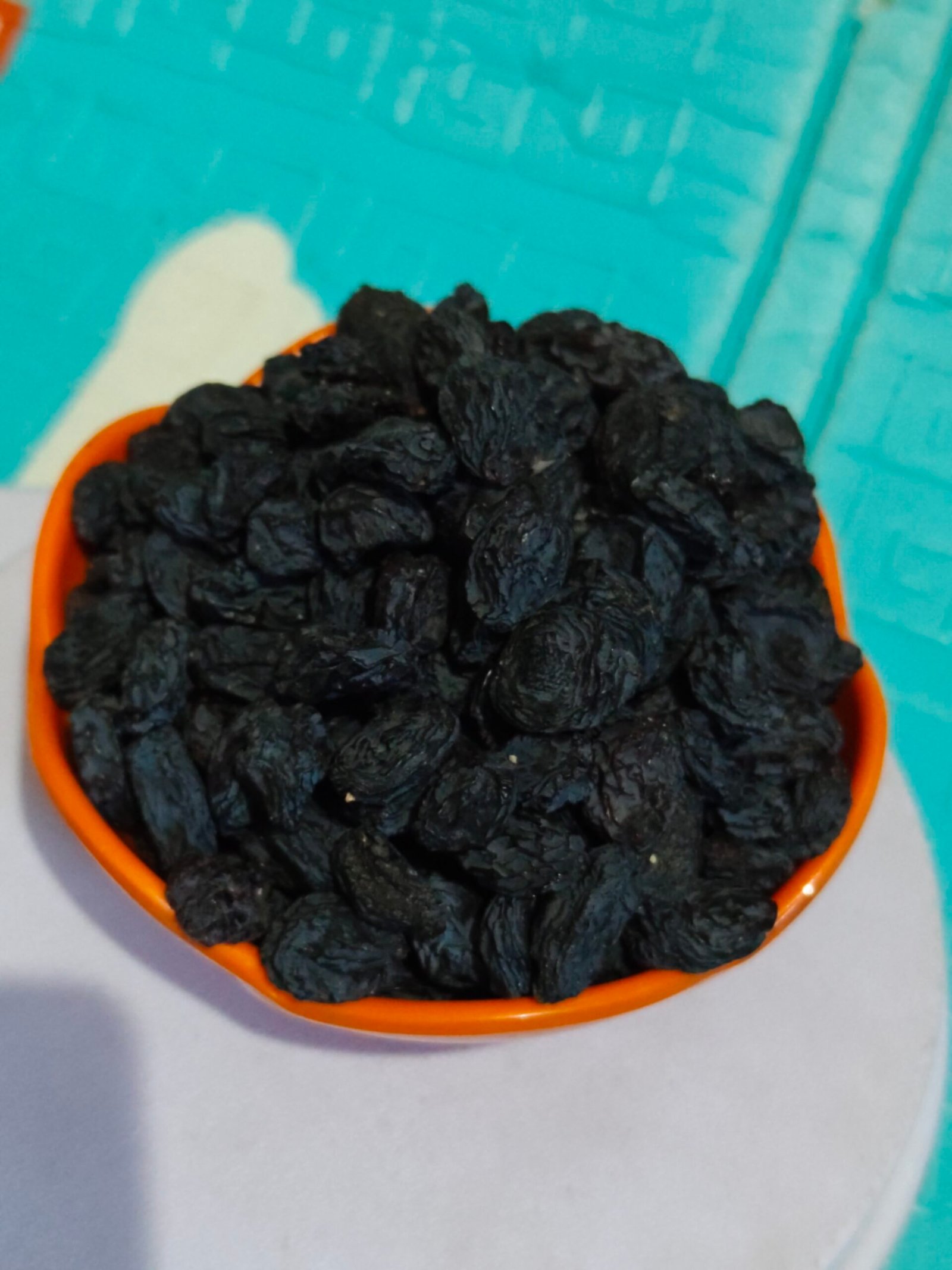BLACK RAISINGS - Image 4