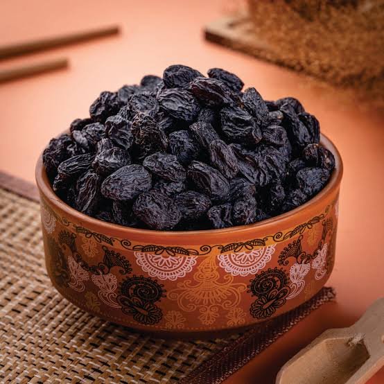 BLACK RAISINGS - Image 2